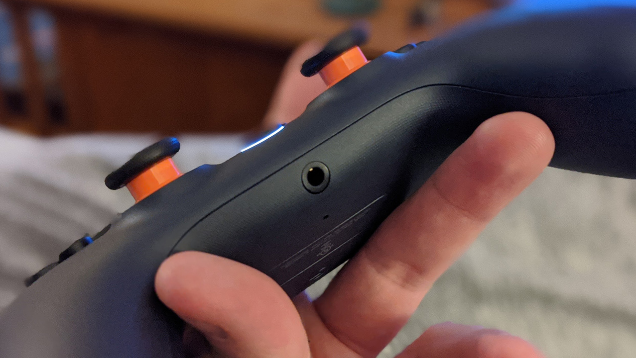 Google Stadia Controller - A headphone jack is on the bottom of the controller for a headset/mic