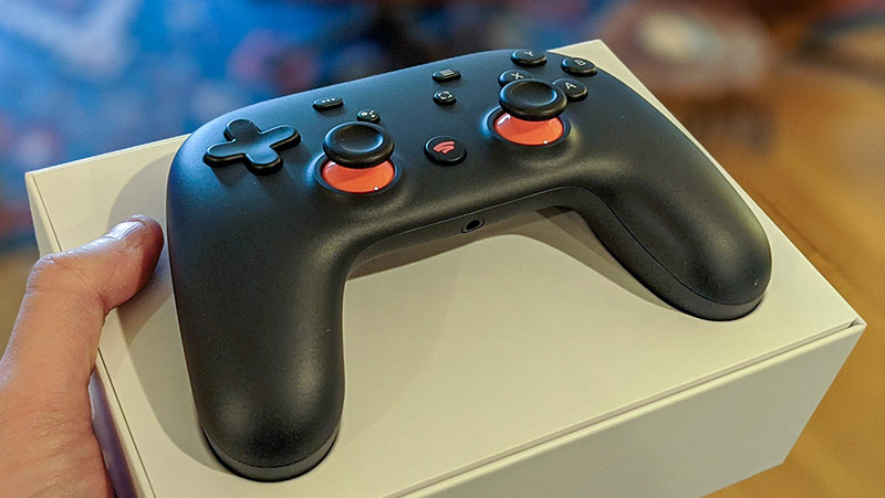 Google Stadia - Controller displayed in package