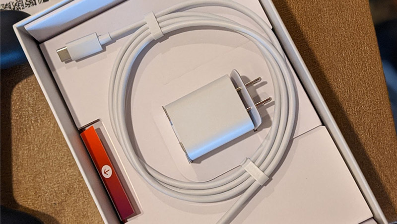 Google Stadia - USB-C Charging Cable and Adapter
